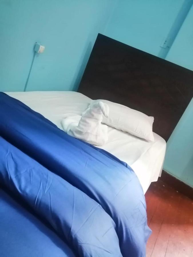 Hi Nile Plaza Hostel Kairo Exteriör bild