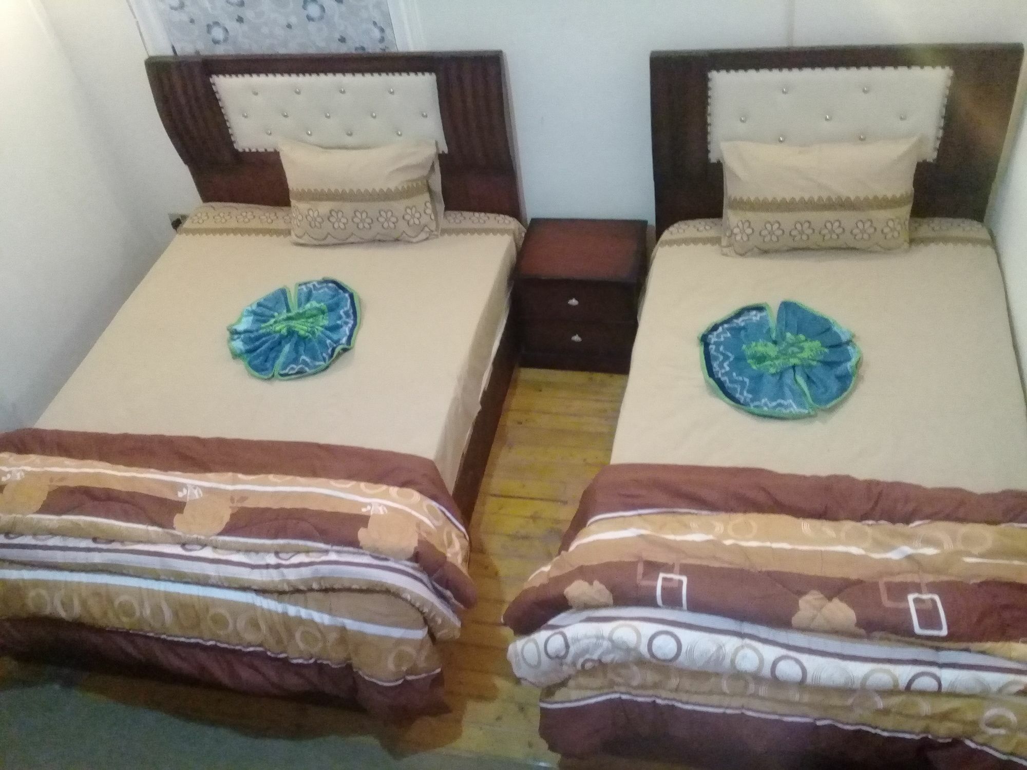 Hi Nile Plaza Hostel Kairo Exteriör bild