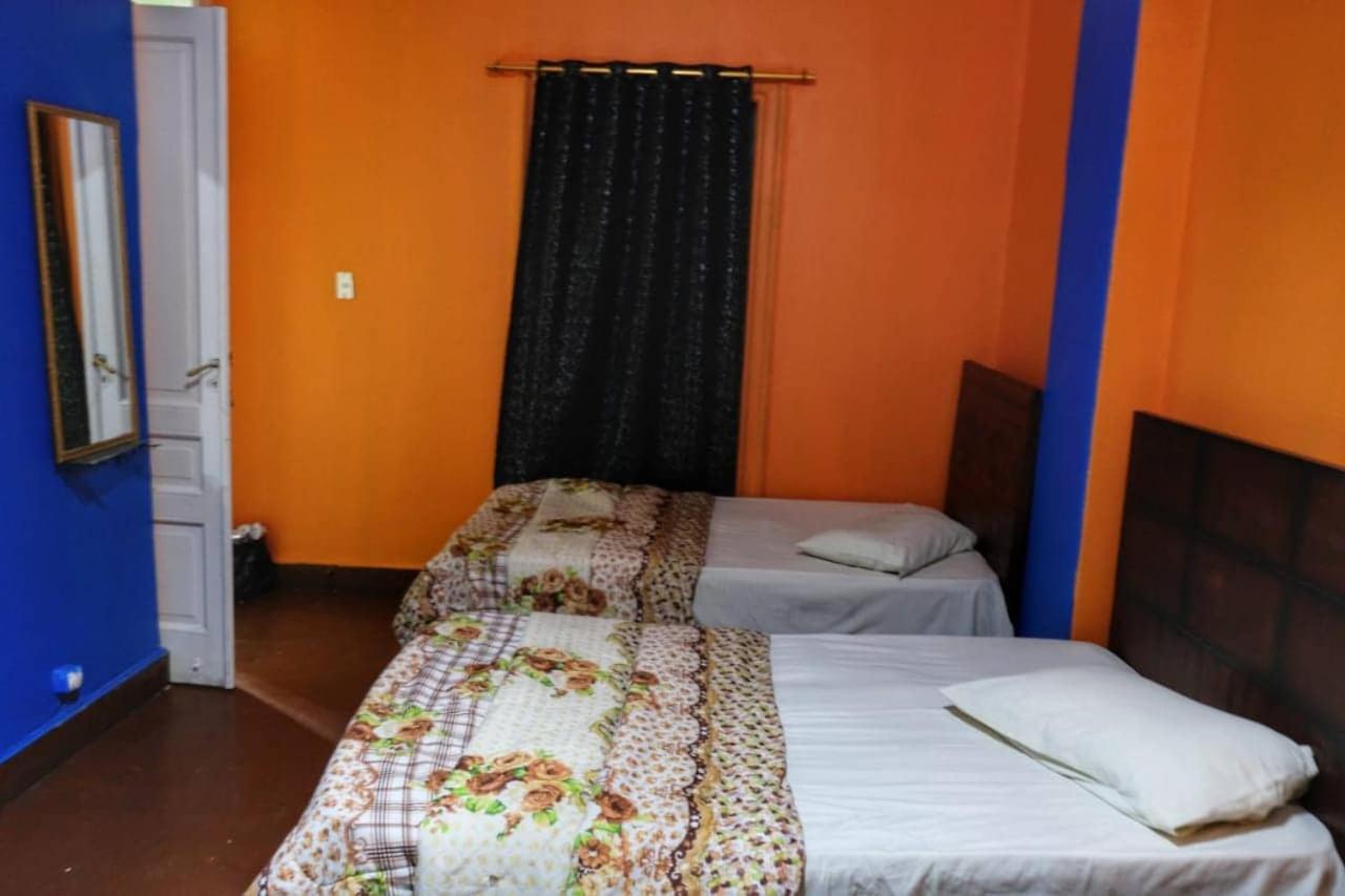 Hi Nile Plaza Hostel Kairo Exteriör bild